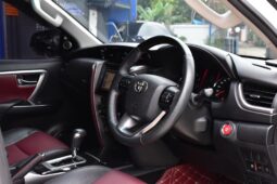
										Toyota Fortuner 2.8 4WD TRD 2016 full									