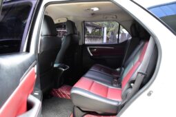 
										Toyota Fortuner 2.8 4WD TRD 2016 full									