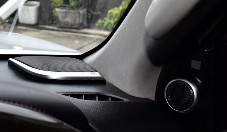 
								Toyota Fortuner 2.8 4WD TRD 2016 full									