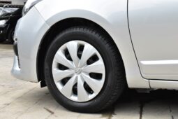 
										Toyota Yaris 1.2 E full									