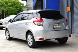 
										Toyota Yaris 1.2 E full									
