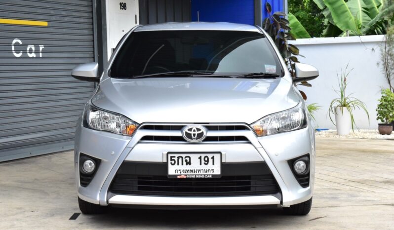 
								Toyota Yaris 1.2 E full									