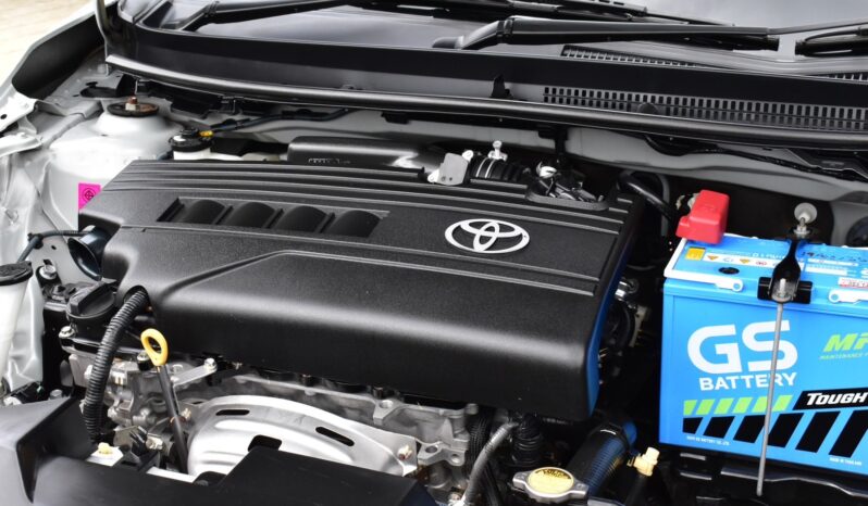 
								Toyota Yaris 1.2 E full									