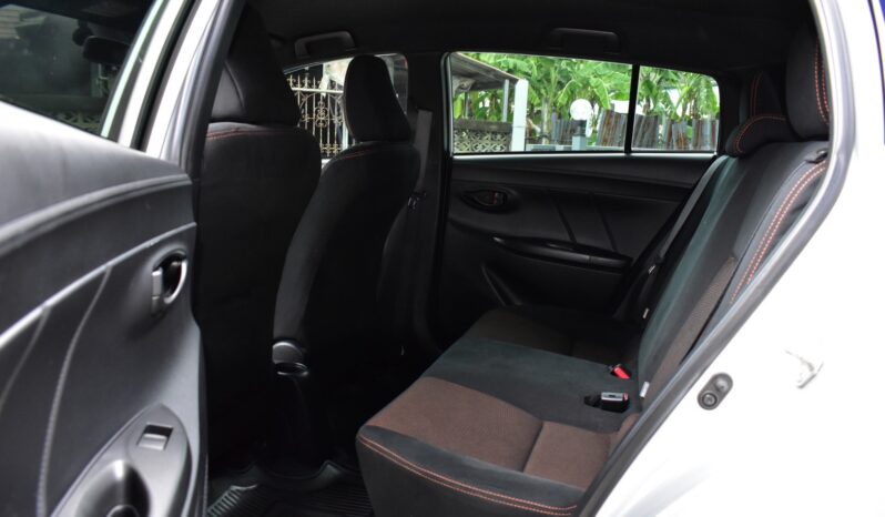 
								Toyota Yaris 1.2 E full									