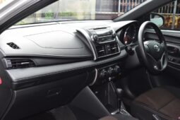 
										Toyota Yaris 1.2 E full									