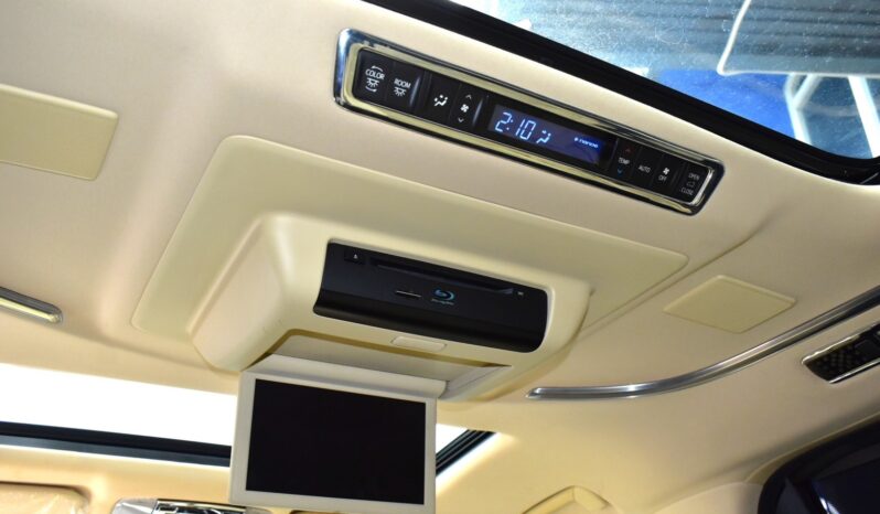 
								Toyota Alphard 3.5 Exclusive Lounge 2016 full									