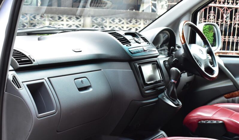 
								Benz Vito 115 CDI 2007 full									