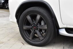 
										Toyota Fortuner 2.8  TRD 2018 full									