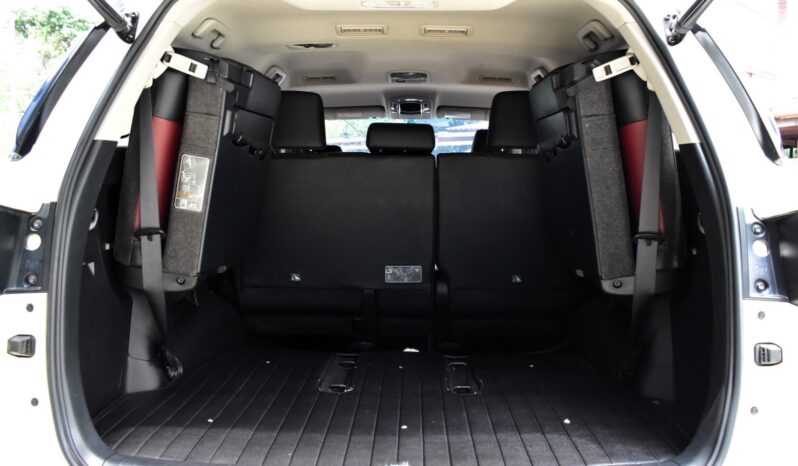 
								Toyota Fortuner 2.8  TRD 2018 full									