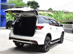 
										Toyota Fortuner 2.8  TRD 2018 full									