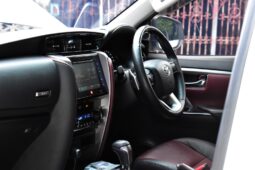 
										Toyota Fortuner 2.8  TRD 2018 full									