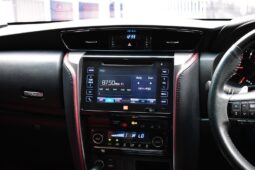 
										Toyota Fortuner 2.8  TRD 2018 full									