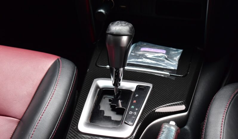 
								Toyota Fortuner 2.8  TRD 2018 full									