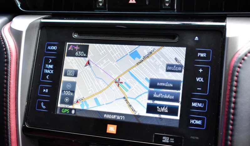 
								Toyota Fortuner 2.8  TRD 2018 full									
