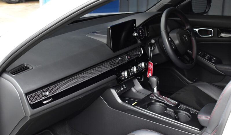 
								Honda civic FE 2.0 eHEV RS 2023 full									