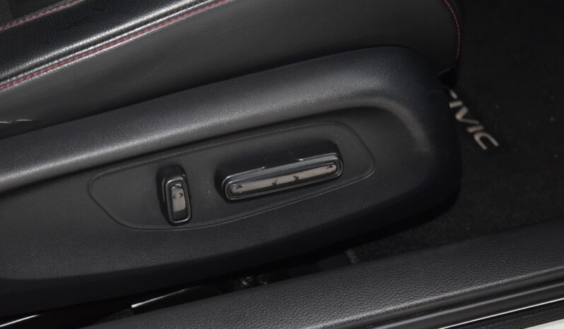 
								Honda civic FE 2.0 eHEV RS 2023 full									