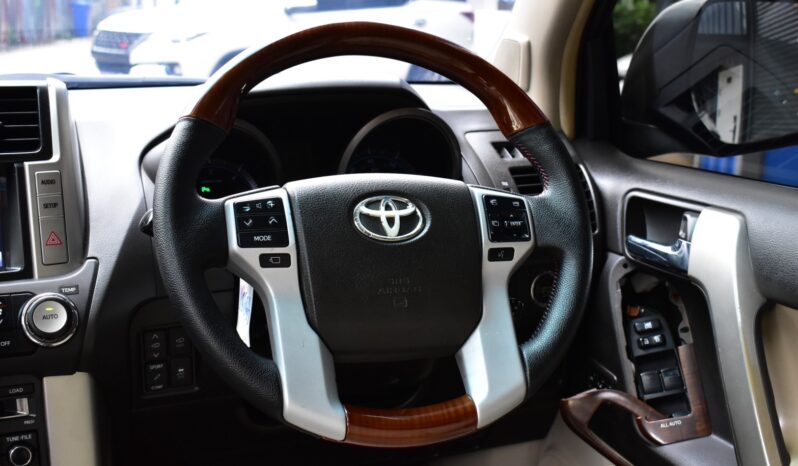 
								Toyota Prado 3.0 Diesel 2013 full									
