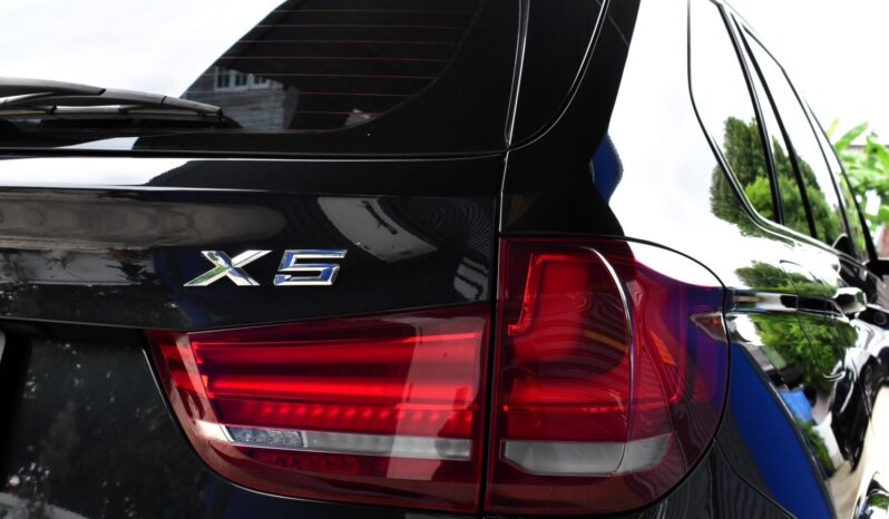 
								BMW X5 30d MSport Twin Power Turbo 2015 full									