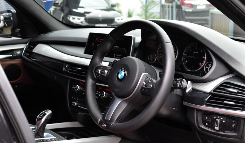 
								BMW X5 30d MSport Twin Power Turbo 2015 full									