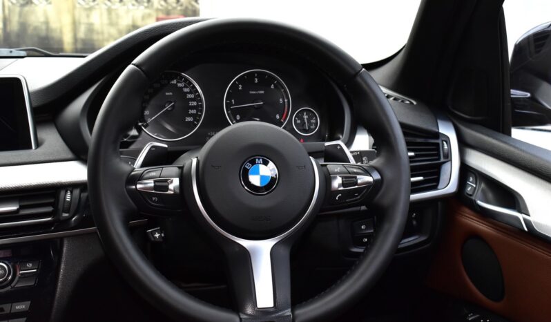 
								BMW X5 30d MSport Twin Power Turbo 2015 full									