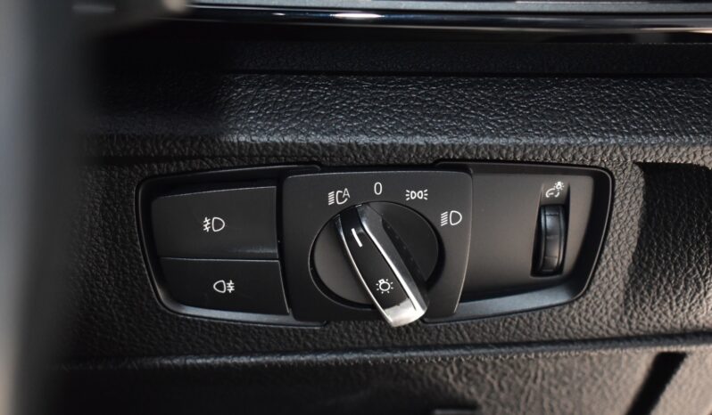 
								BMW 116i M Sport (F20) 2013 full									