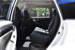 
										Toyota Innova 2.8 Crysta full									