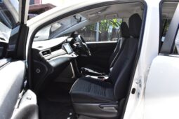 
										Toyota Innova 2.8 Crysta full									