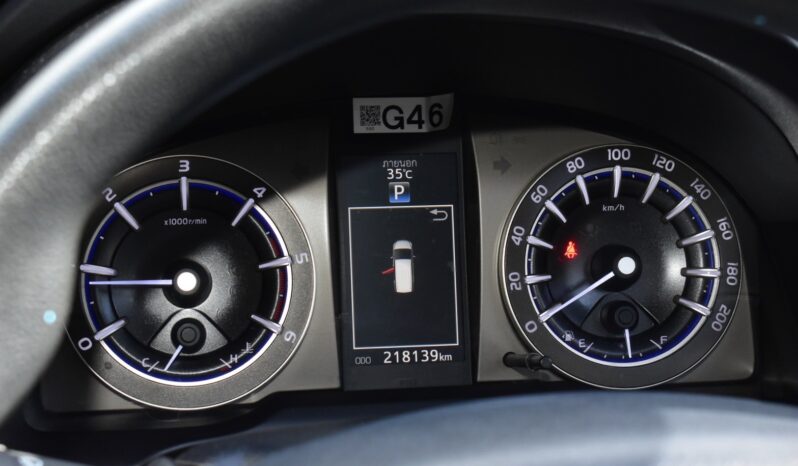 
								Toyota Innova 2.8 Crysta full									