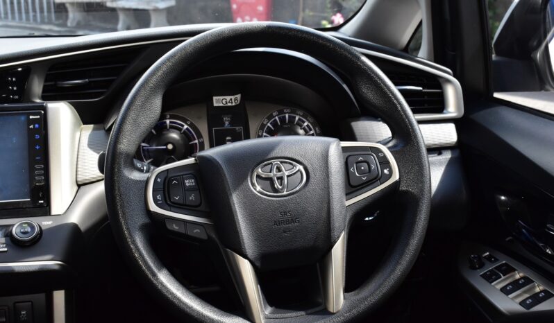 
								Toyota Innova 2.8 Crysta full									