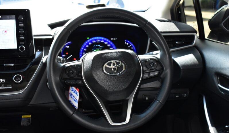 
								Toyota Collora Altis 1.8 Hybird High 2020 full									