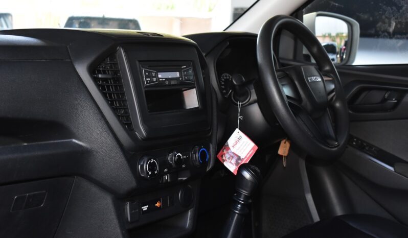
								Isuzu D-Max  1.9 S 2020 full									