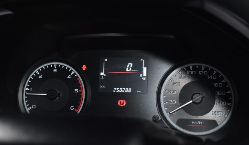 
								Isuzu D-Max  1.9 S 2020 full									