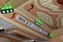 
										Toyota Cammuter 3.0 Auto 2015 full									