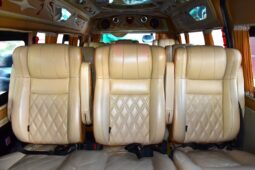 
										Toyota Cammuter 3.0 Auto 2015 full									