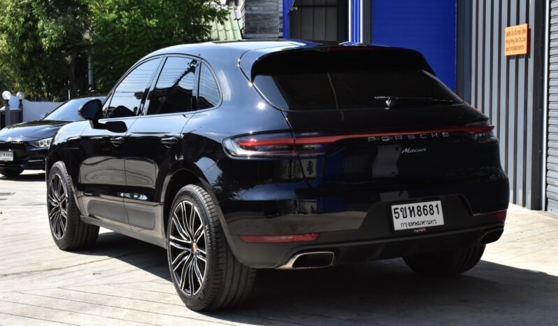 
								Porsche Macan 2.0 PDK Black 2022 full									