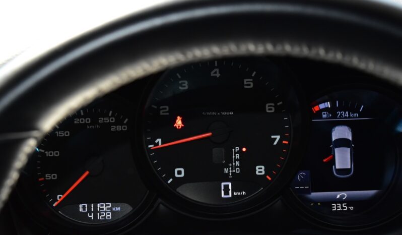 
								Porsche Macan 2.0 PDK Black 2022 full									