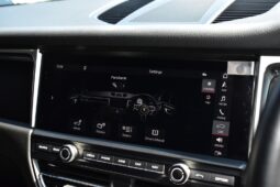 
										Porsche Macan 2.0 PDK Black 2022 full									