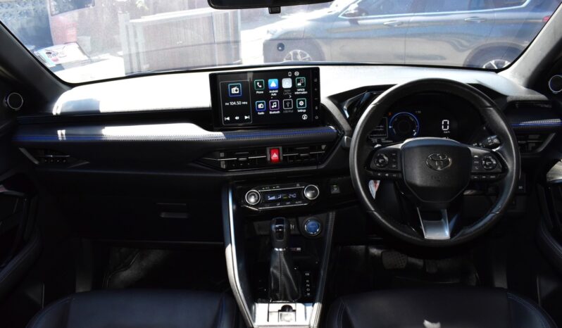 
								Toyota Yaris Cross 1.5 HEV Premium Luxury 2023 full									