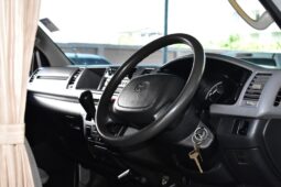 
										Toyota Commuter 2.5 cc 2006 full									