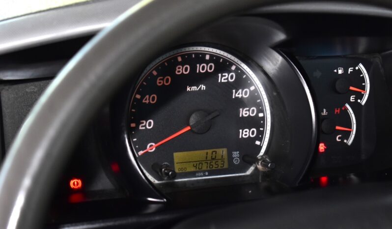 
								Toyota Commuter 2.5 cc 2006 full									