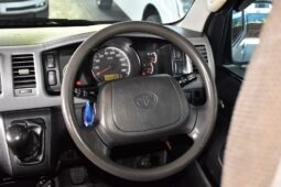 
										Toyota Commuter 2.5 cc 2006 full									