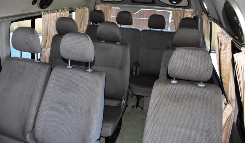 
								Toyota Commuter 2.5 cc 2006 full									