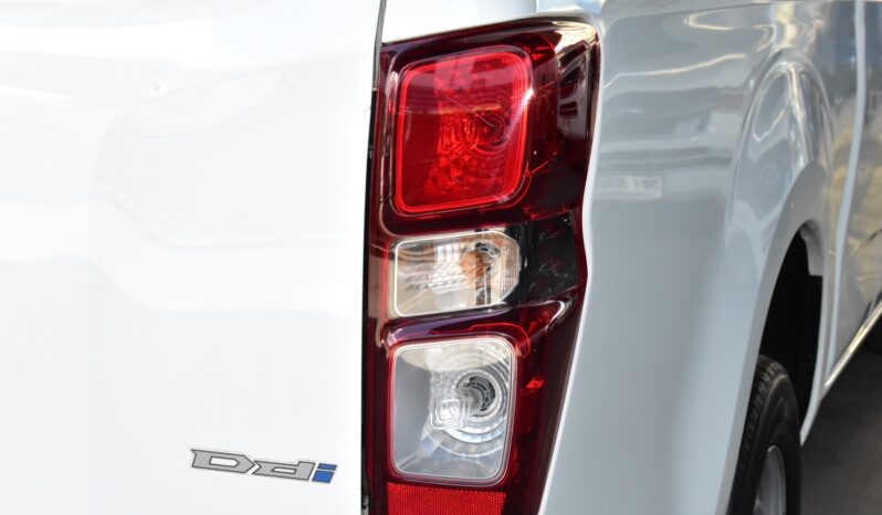 
								Isuzu D-Max  1.9 S Cap Turbo 2020 full									