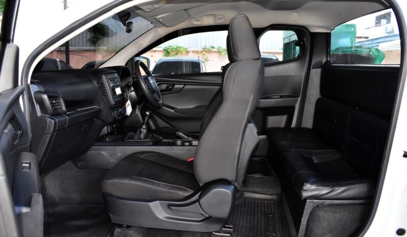 
								Isuzu D-Max  1.9 S Cap Turbo 2020 full									