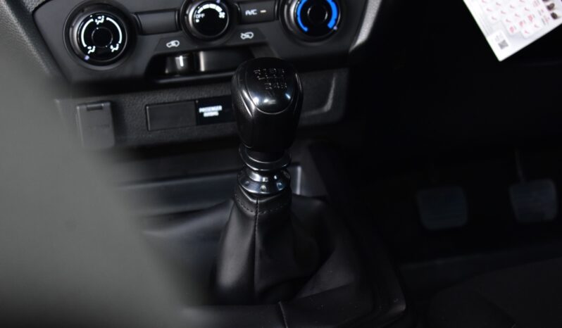 
								Isuzu D-Max  1.9 S Cap Turbo 2020 full									