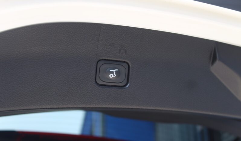 
								Ford Everest 2.0 Turbo Titanium+ 2021 full									