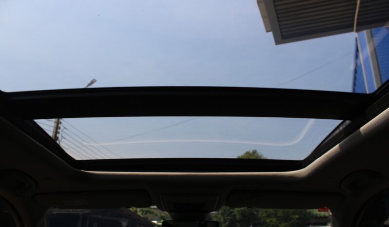 
								Honda CRV e:HEV ES 2024 full									