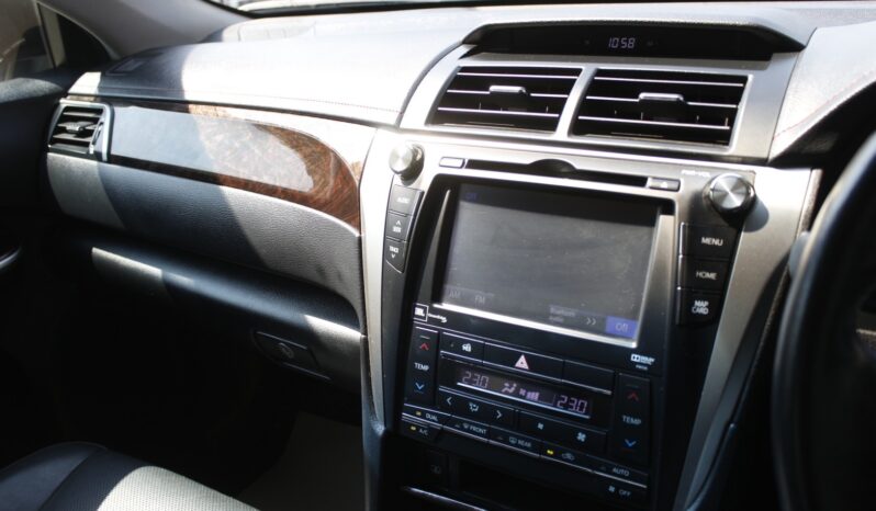 
								Toyota Camry 2.0 G Extremo D4S 2015 full									