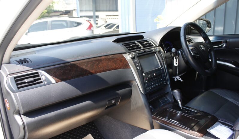 
								Toyota Camry 2.0 G Extremo D4S 2015 full									