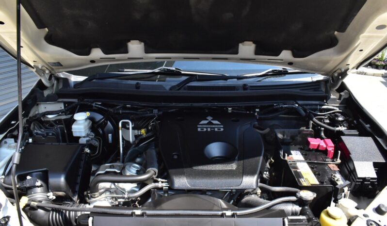 
								Mitsubishi Pajero Sport Elite Edition 2019 full									